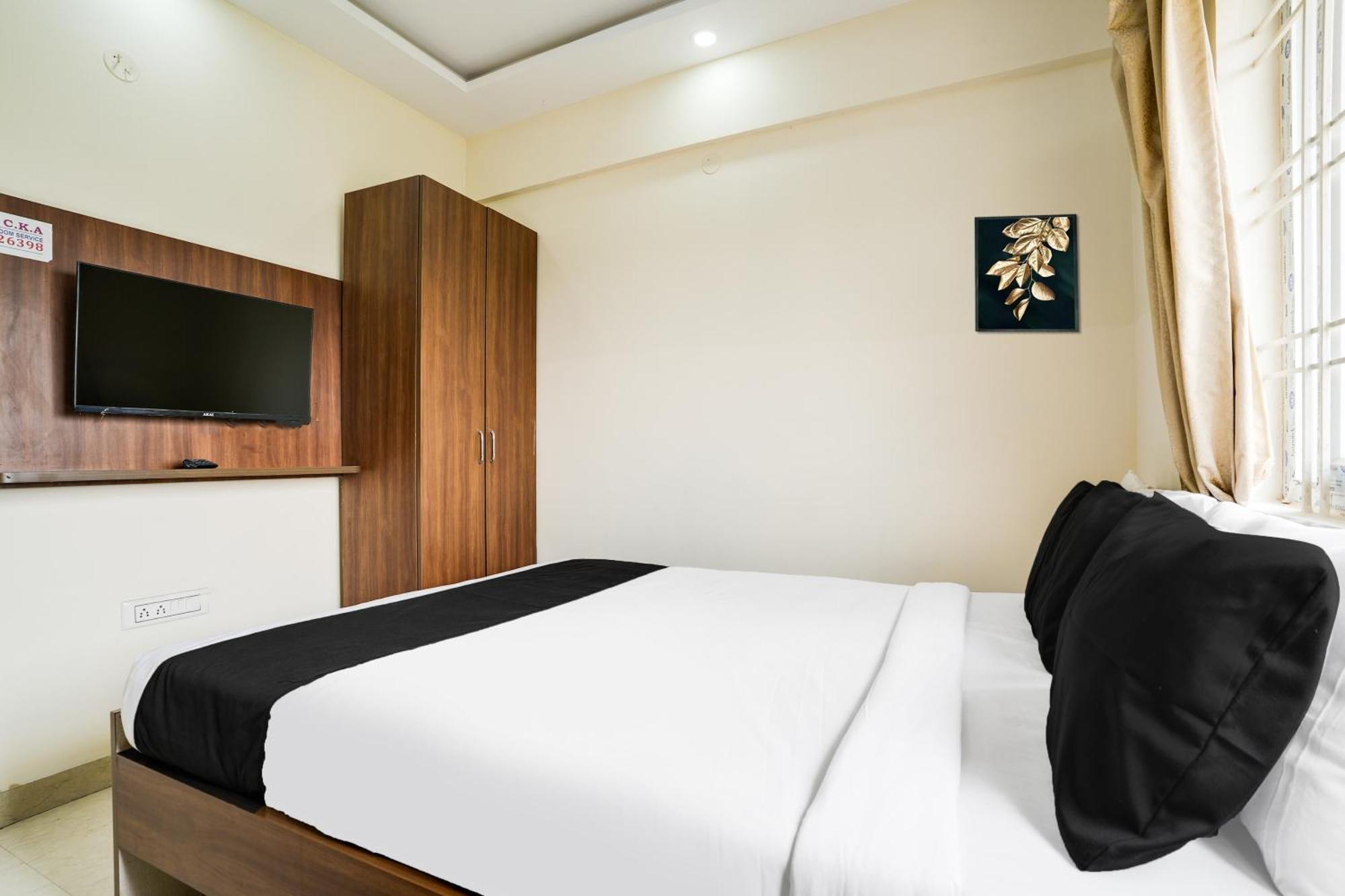 Super Hotel O Bangalore Near Reva Circle Formerly Cka Boarding Yelahanka Екстер'єр фото